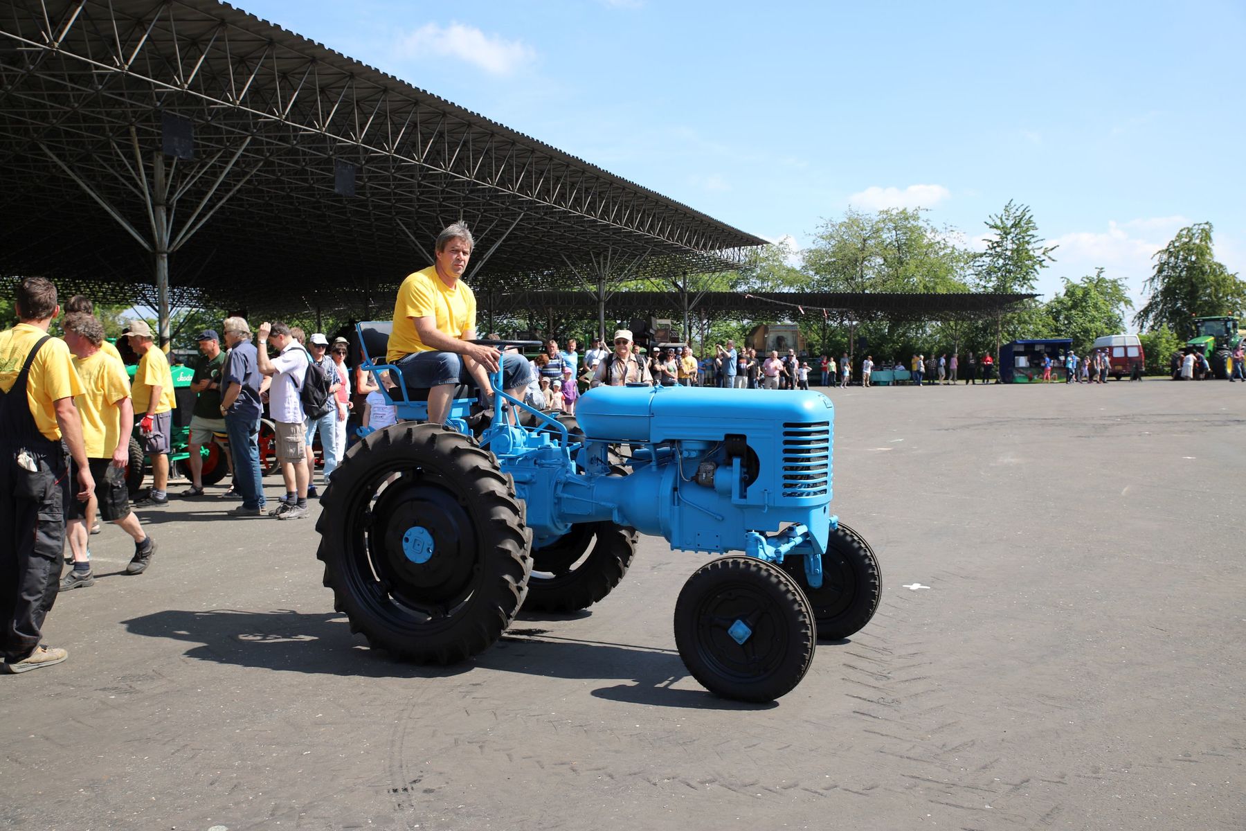 Oblíbená akce Pradědečkův traktor se po dvou letech vrací!